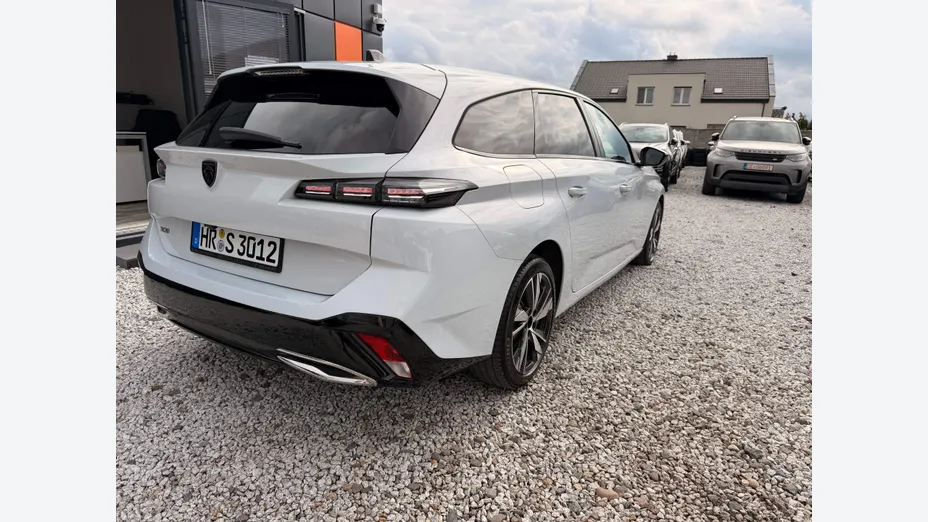 PEUGEOT 308 -