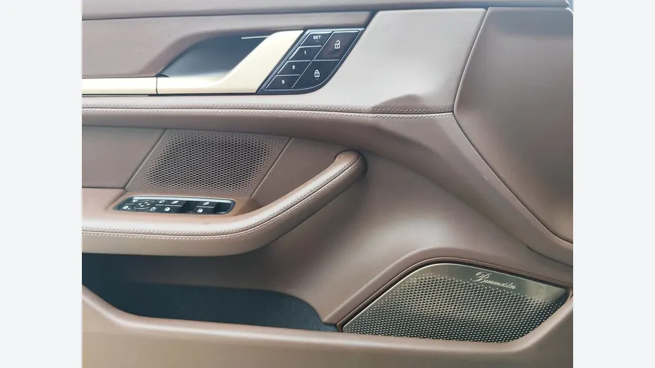 PORSCHE Taycan Taycan