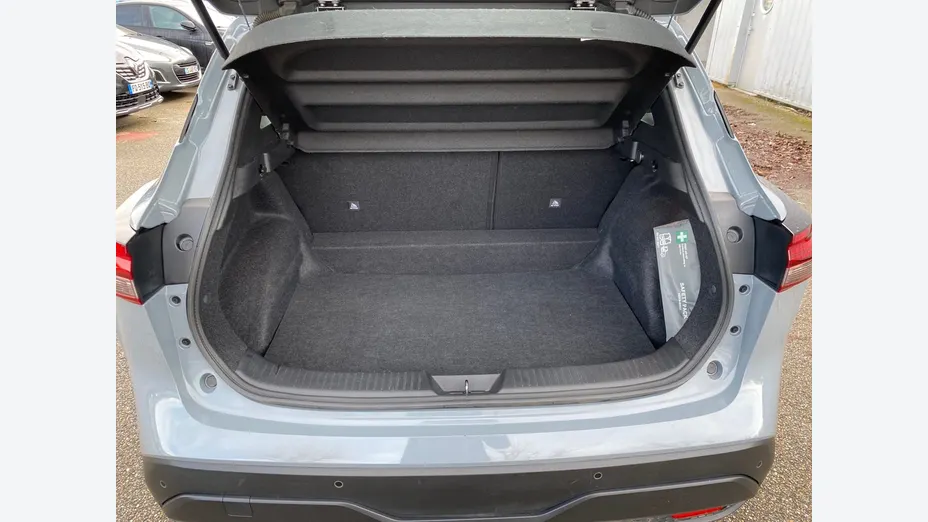 NISSAN Qashqai -
