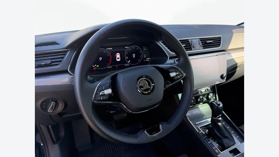 SKODA Superb Superb 2.0 TSI Style DSG