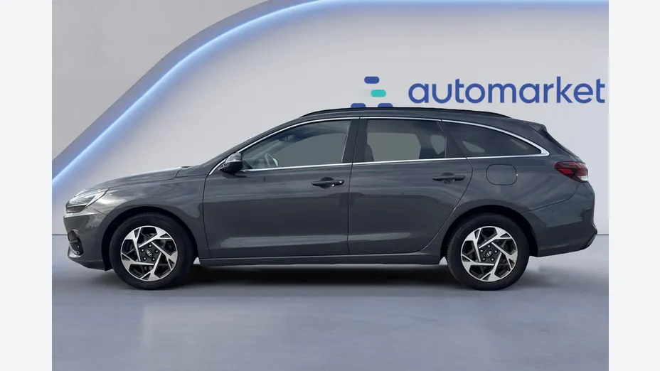 HYUNDAI i30 i30 1.5 T-GDI 48V Smart