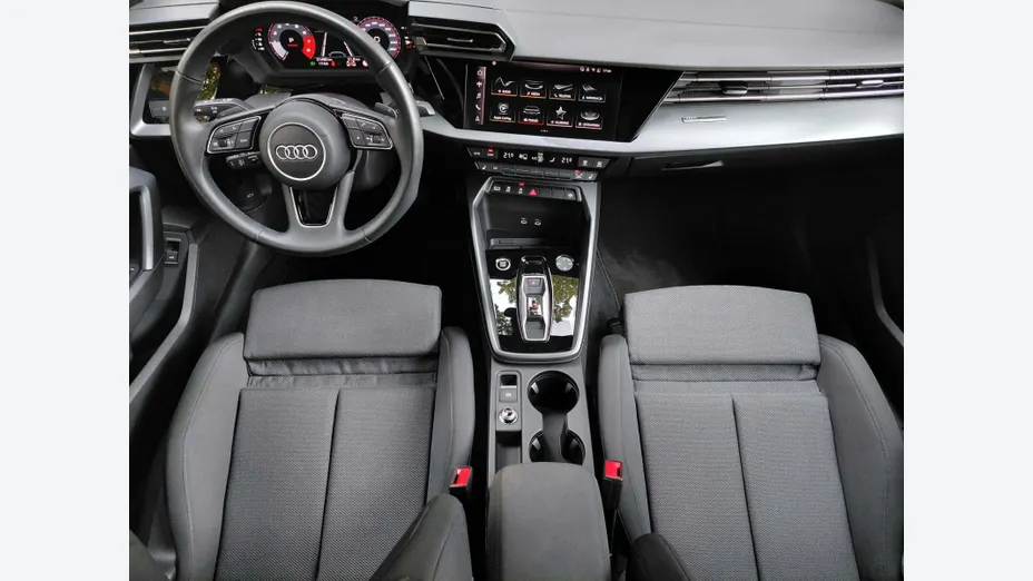 AUDI A3 Limousine -