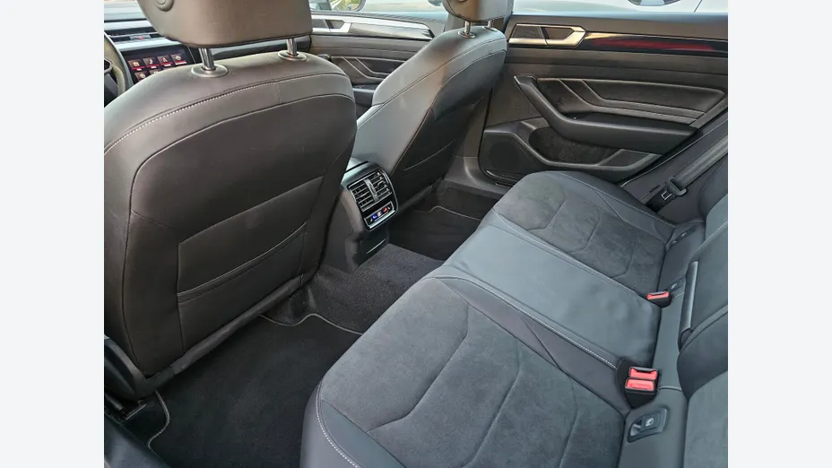 VOLKSWAGEN Arteon Arteon 2.0 TSI R-Line DSG