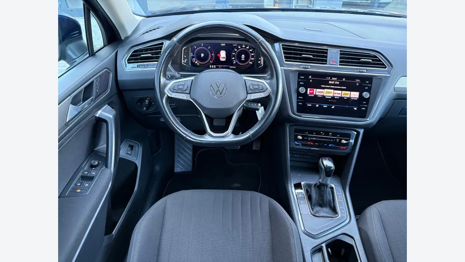 VOLKSWAGEN Tiguan Allspace -