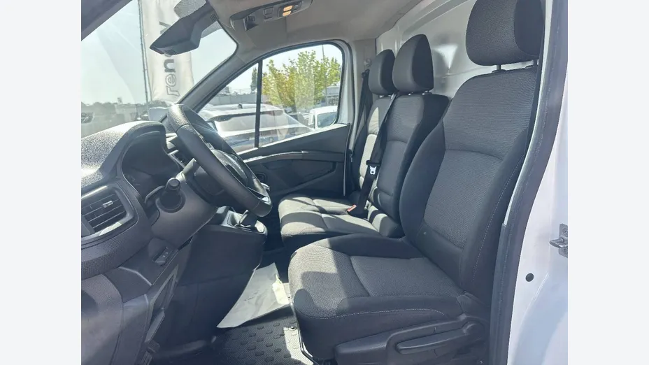 RENAULT Trafic -