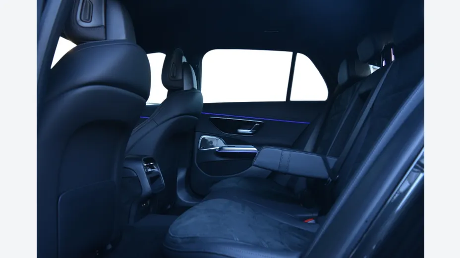 MERCEDES-BENZ E Klasa E 220 d mHEV AMG 9G-Tronic