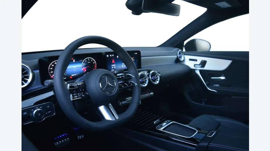 MERCEDES-BENZ CLA CLA 250 4-Matic 7G-DCT Nowy
