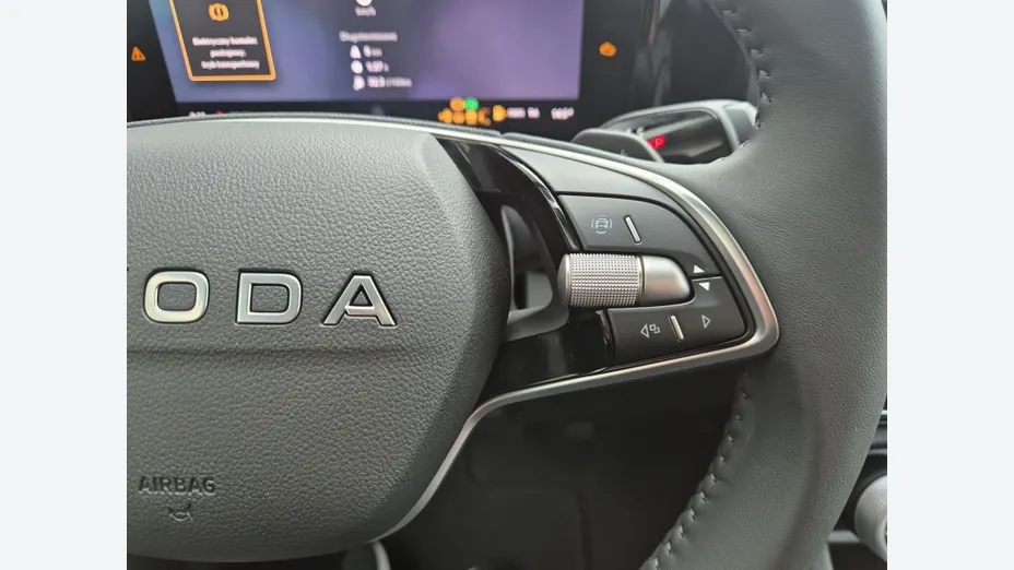 SKODA Kodiaq Kodiaq 1.5 TSI mHEV 4x2 Drive DSG Nowy