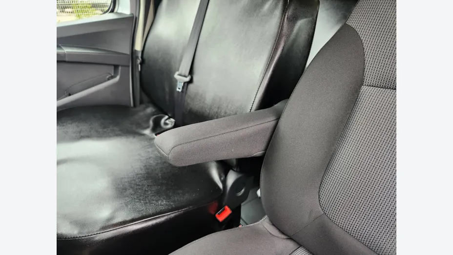 RENAULT Trafic -