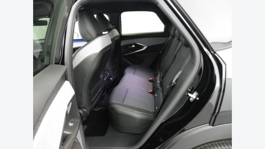 PEUGEOT 3008 -