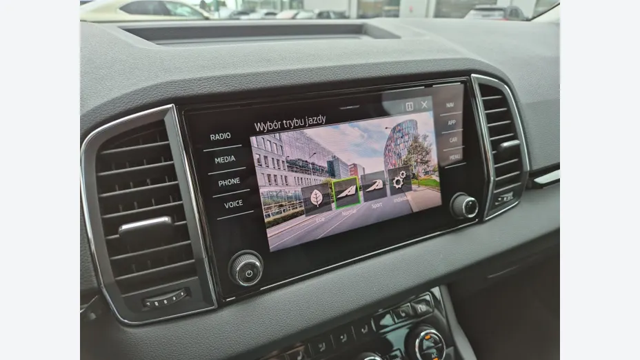 SKODA Karoq Karoq 1.5 TSI ACT Drive DSG Nowy