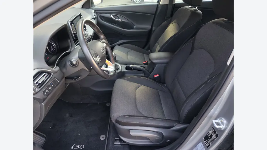 HYUNDAI i30 i30 1.0 T-GDI Smart