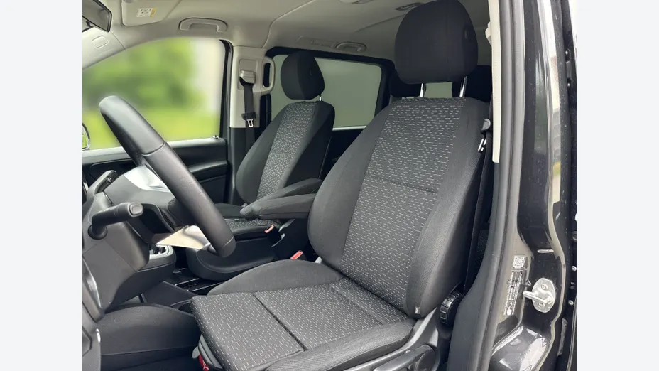 MERCEDES-BENZ Vito Vito Tourer 116 CDI L2 Pro 9G-Tronic 447.703