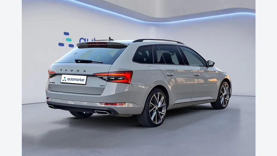 SKODA Superb Superb 2.0 TSI 4x4 Sportline DSG