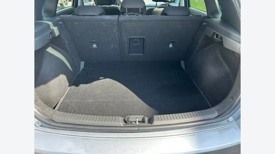 HYUNDAI i30 i30 1.5 T-GDI 48V Smart
