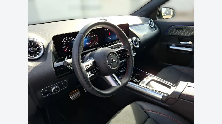 MERCEDES-BENZ GLA GLA 220 d 4-Matic AMG Line 8G-DCT