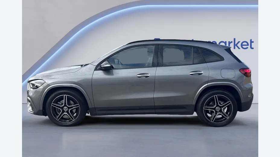 MERCEDES-BENZ GLA GLA 200 mHEV AMG Line 7G-DCT