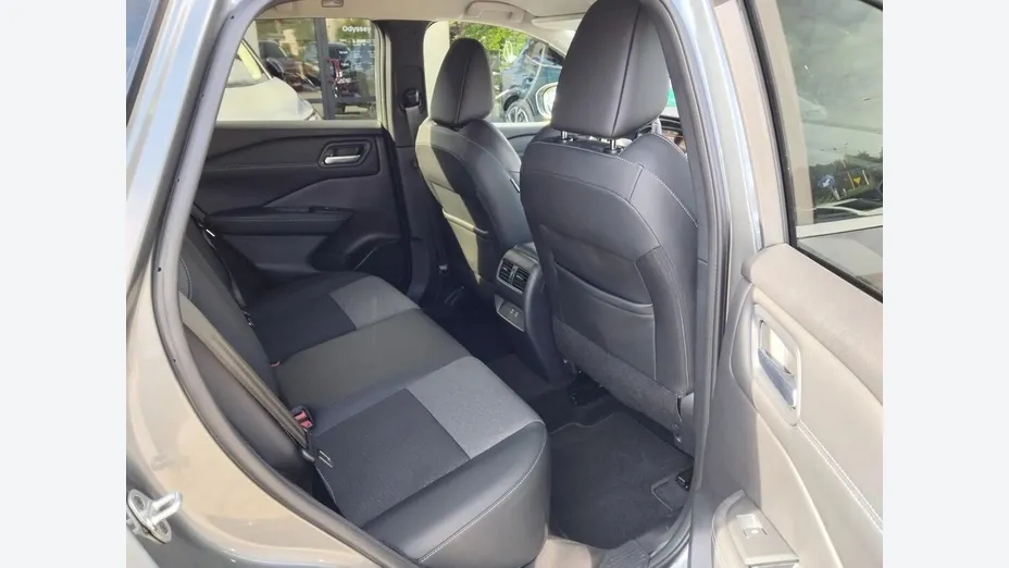 NISSAN Qashqai Qashqai 1.3 DIG-T mHEV N-Connecta Xtronic