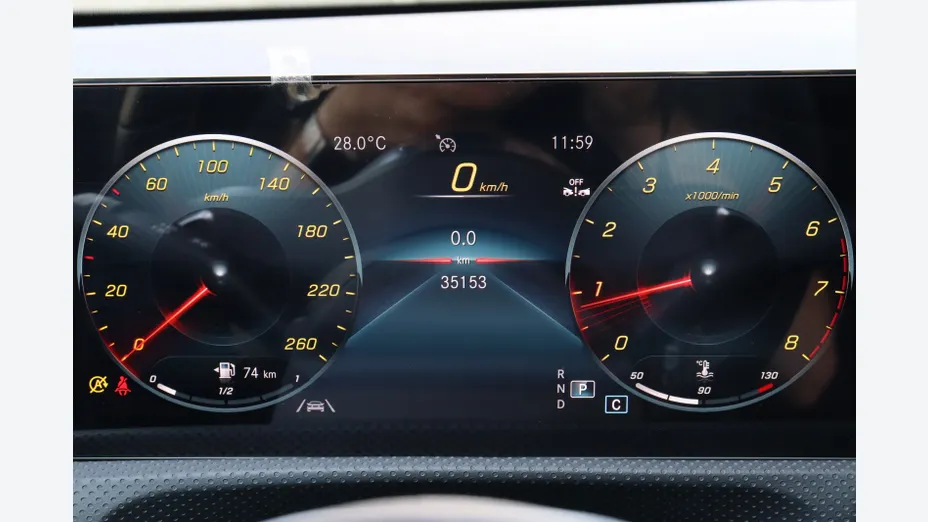 MERCEDES-BENZ CLA CLA 200 AMG Line 7G-DCT