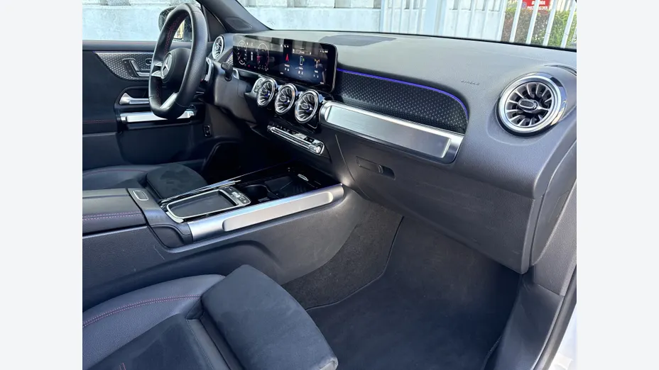 MERCEDES-BENZ GLB GLB 220 d 4-Matic AMG Line 8G-DCT