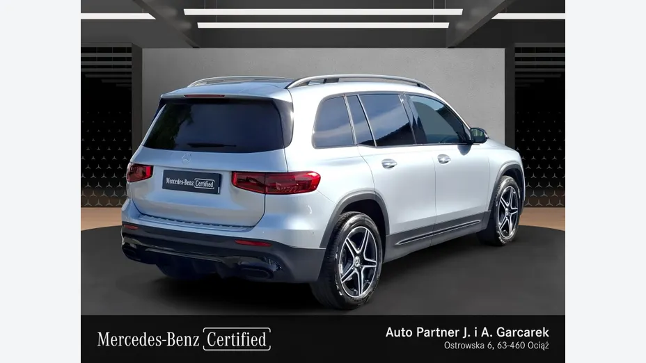 MERCEDES-BENZ GLB GLB 200 mHEV AMG Line 7G-DCT