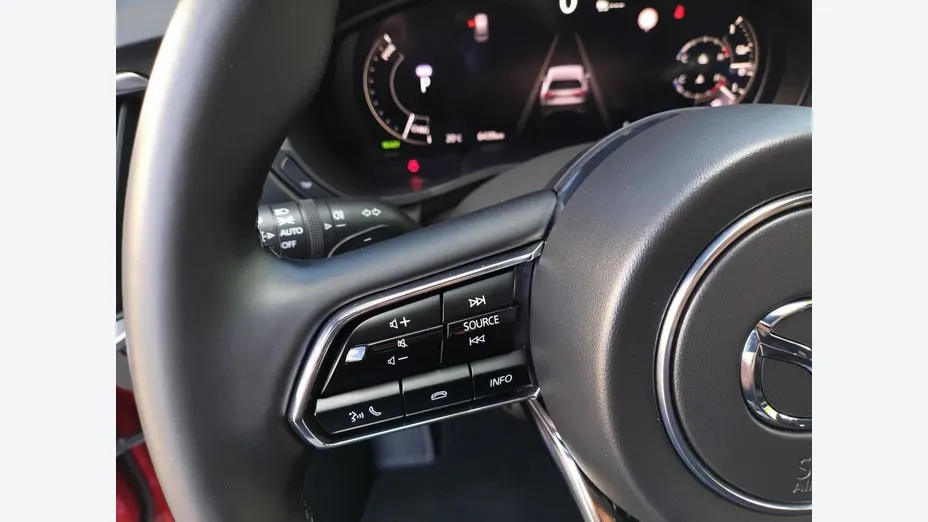 MAZDA CX-60 -