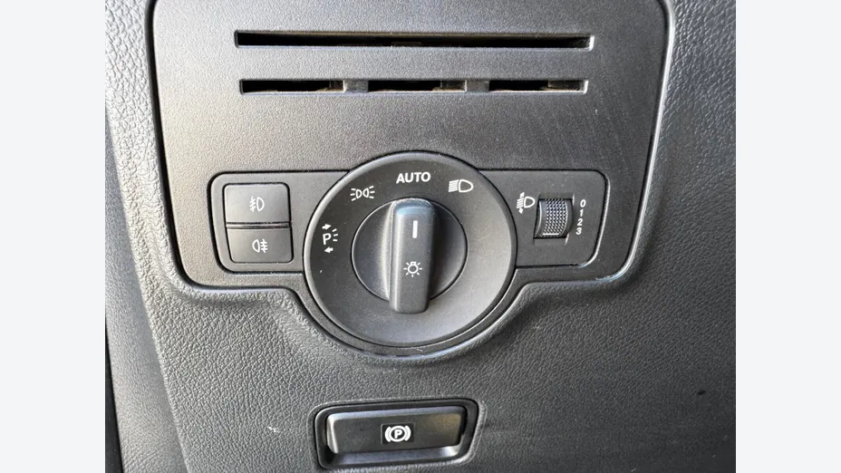 MERCEDES-BENZ Vito Vito 116 CDI L2 447.603