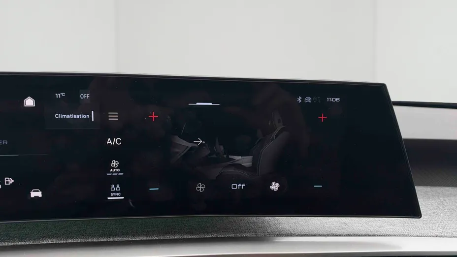 PEUGEOT 3008 -