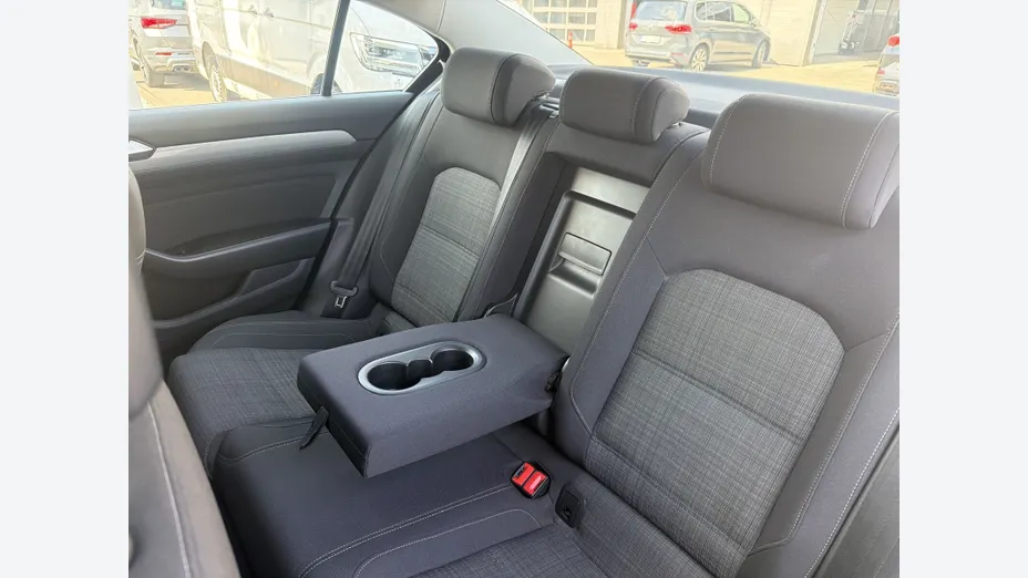 VOLKSWAGEN Passat Passat 2.0 TSI Business DSG