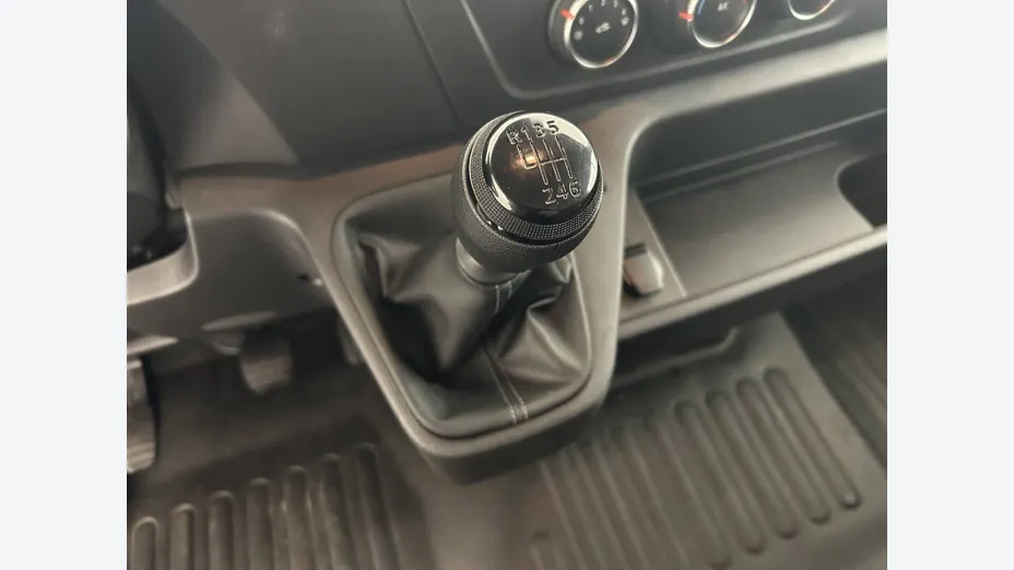 RENAULT Master -