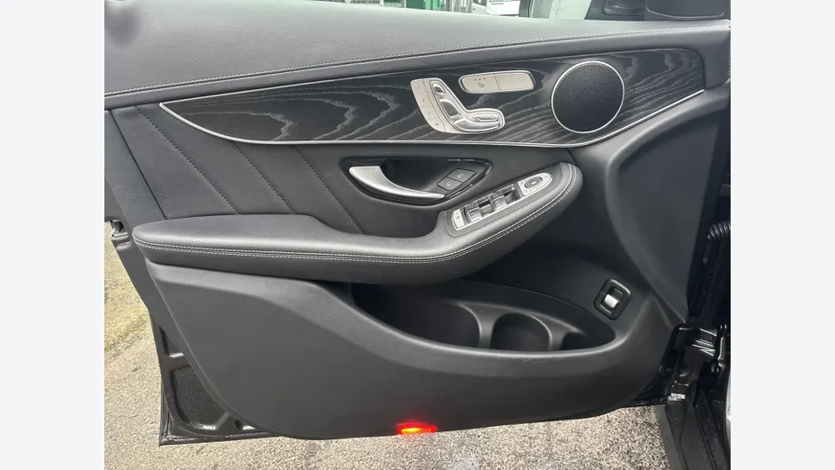 MERCEDES-BENZ GLC GLC 200 d 4-Matic Business Edition