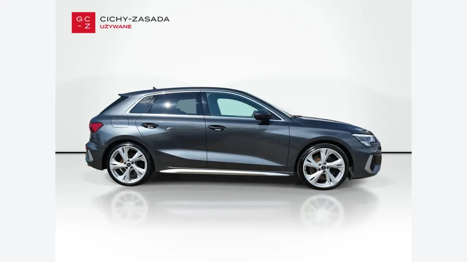 AUDI S3 -
