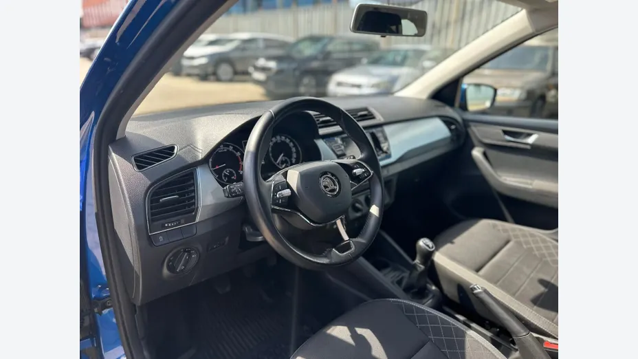 SKODA Fabia Fabia 1.0 TSI Ambition