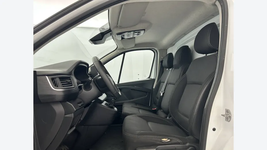 RENAULT Trafic -