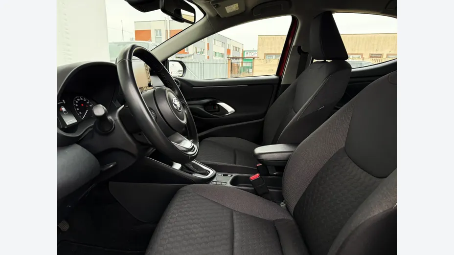 TOYOTA Yaris Yaris Hybrid 1.5 Comfort