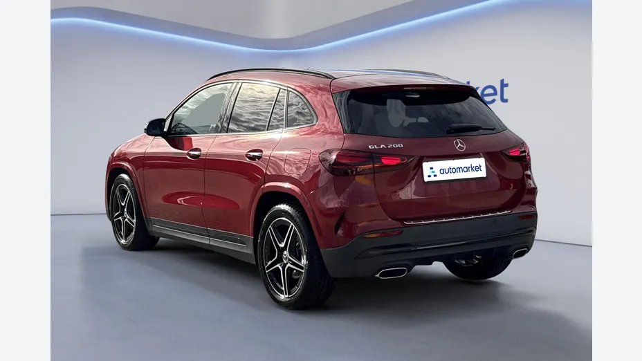MERCEDES-BENZ GLA GLA 200 mHEV AMG Line 7G-DCT