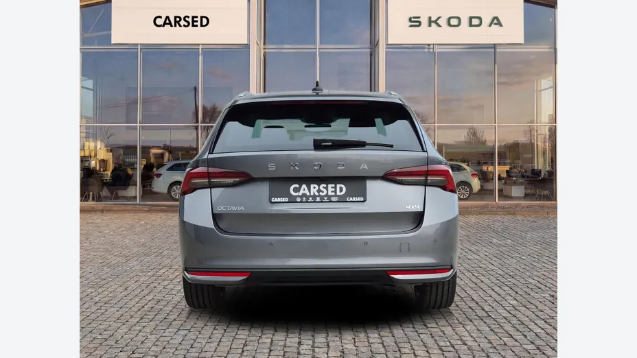 SKODA Octavia Octavia 2.0 TSI Drive Selection 4x4 DSG Nowy