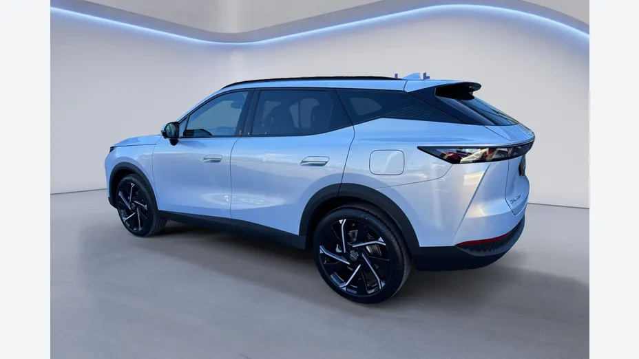 OMODA Omoda 7 Omoda 7 1.5 T-GDi Super Hybrid Luxury Nowy