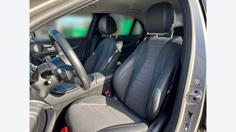 MERCEDES-BENZ E Klasa E 220 d 4-Matic AMG