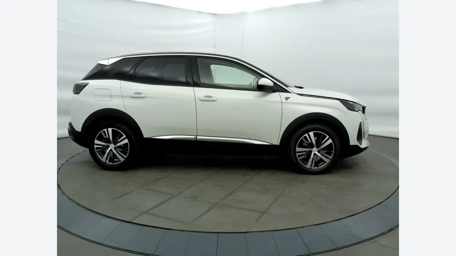 PEUGEOT 3008 -