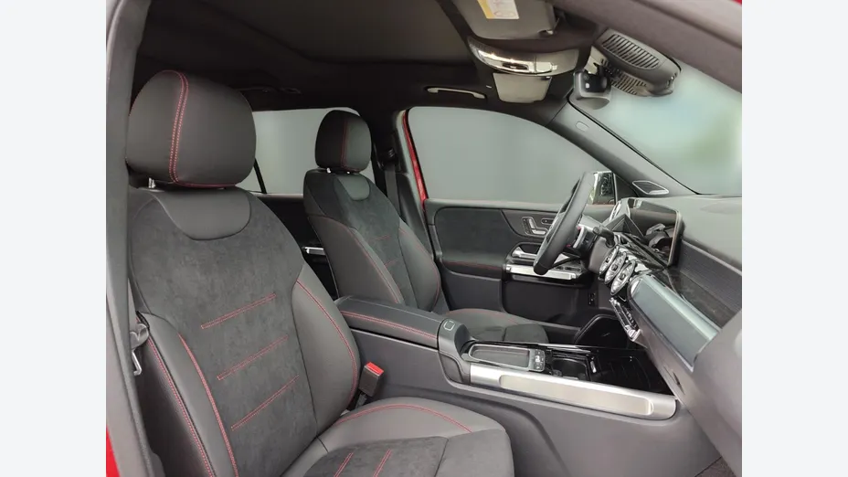 MERCEDES-BENZ GLB GLB 180 mHEV AMG Line 7G-DCT Nowy