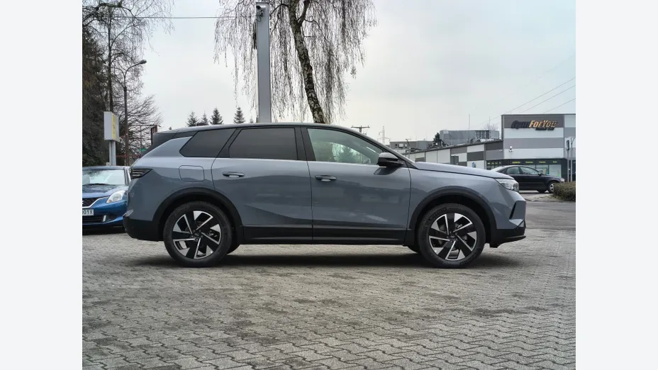 OPEL Grandland -