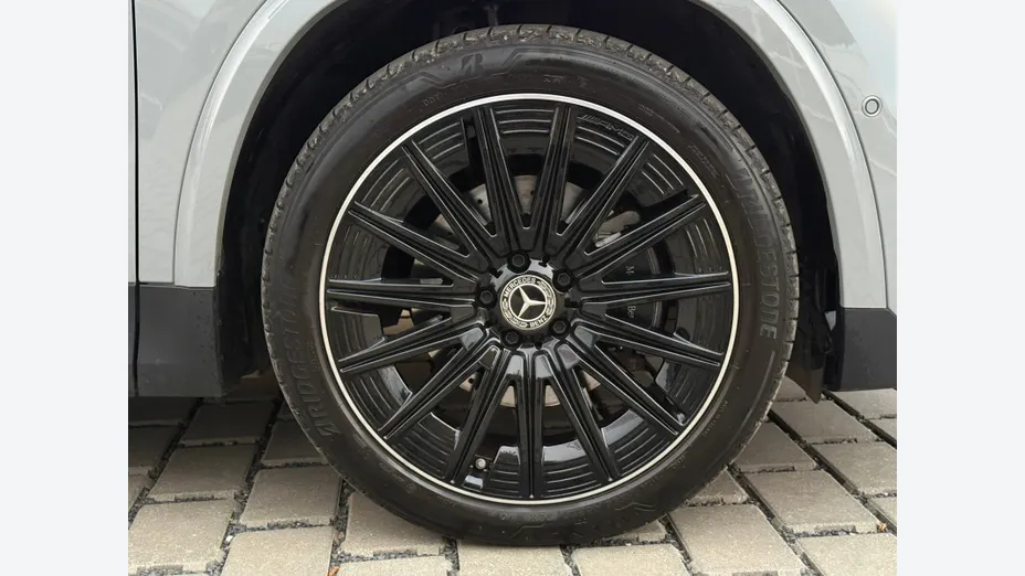 MERCEDES-BENZ GLA GLA 220 d 4-Matic AMG Line 8G-DCT