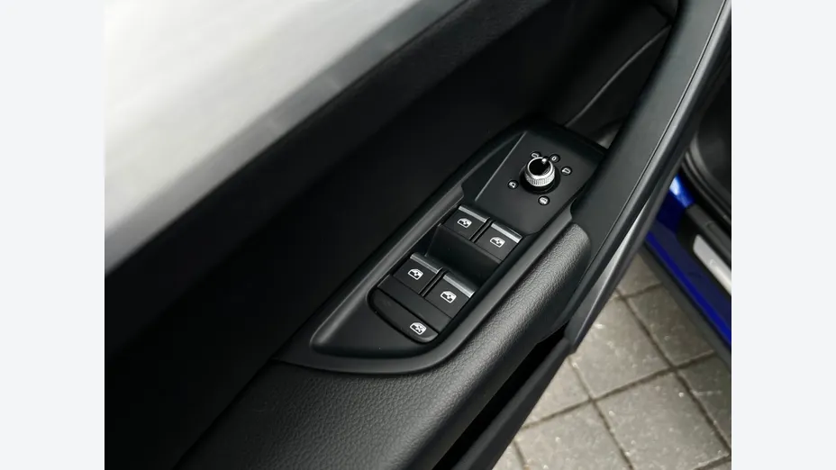 AUDI Q5 Q5 40 TFSI mHEV Quattro S Line S tronic