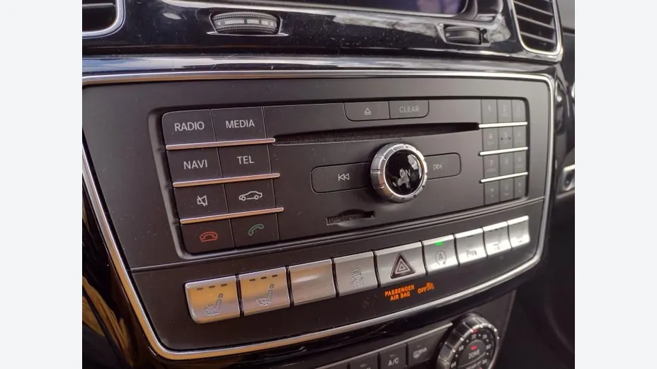 MERCEDES-BENZ GLS -