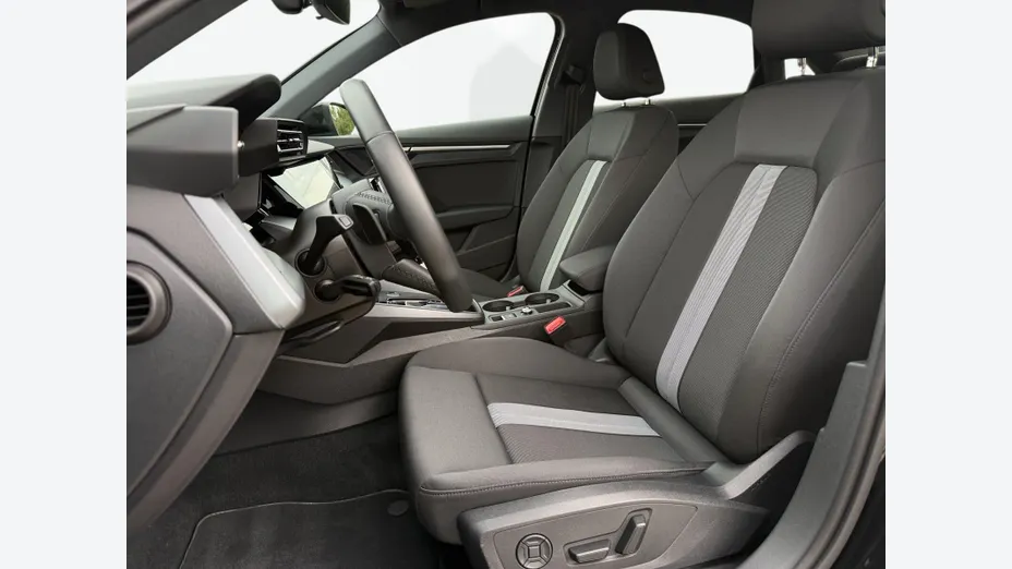 AUDI A3 Limousine -