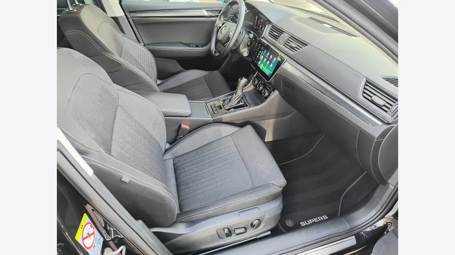 SKODA Superb Superb 2.0 TDI SCR Style DSG