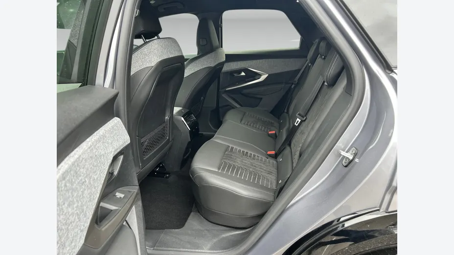 PEUGEOT 3008 -