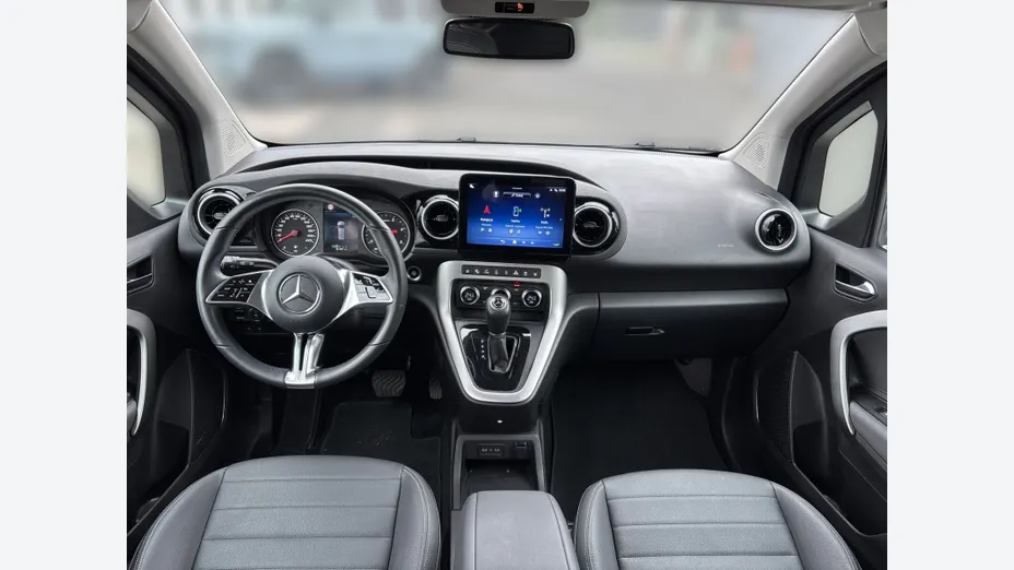 MERCEDES-BENZ T klasa T 180 d Progressive aut