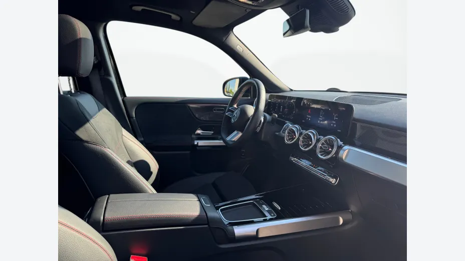 MERCEDES-BENZ GLB GLB 200 d AMG Line 8G-DCT